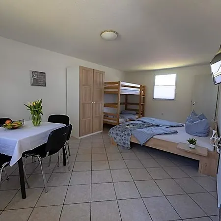 Buntspecht A Hotel